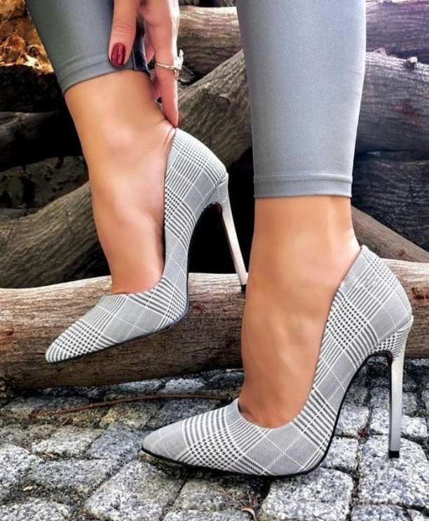 Classic Pumps